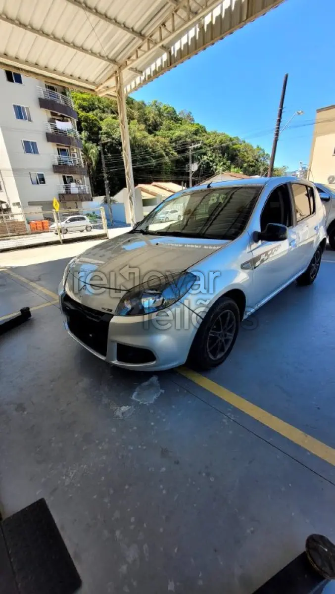 LOTE 100
