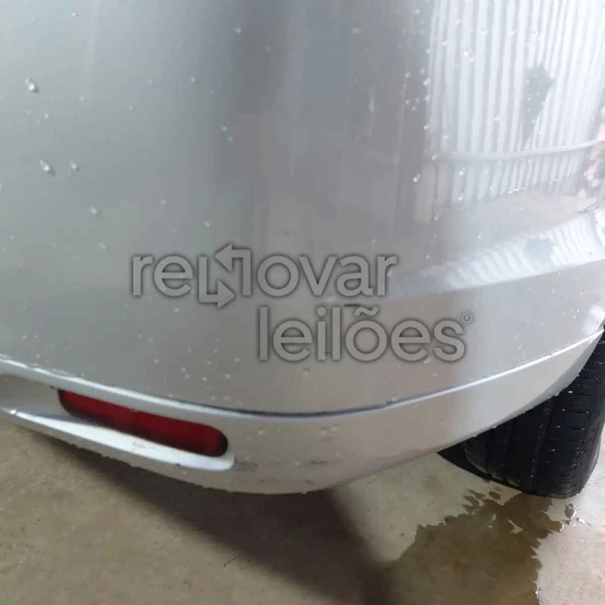 LOTE 006 - FORD/FIESTA SEDAN 1.6 FLEX  2011/2011 - COMPLETO - SICREDI PIONEIRA - DEPOSITADO EM SANTO ÂNGELO/RS