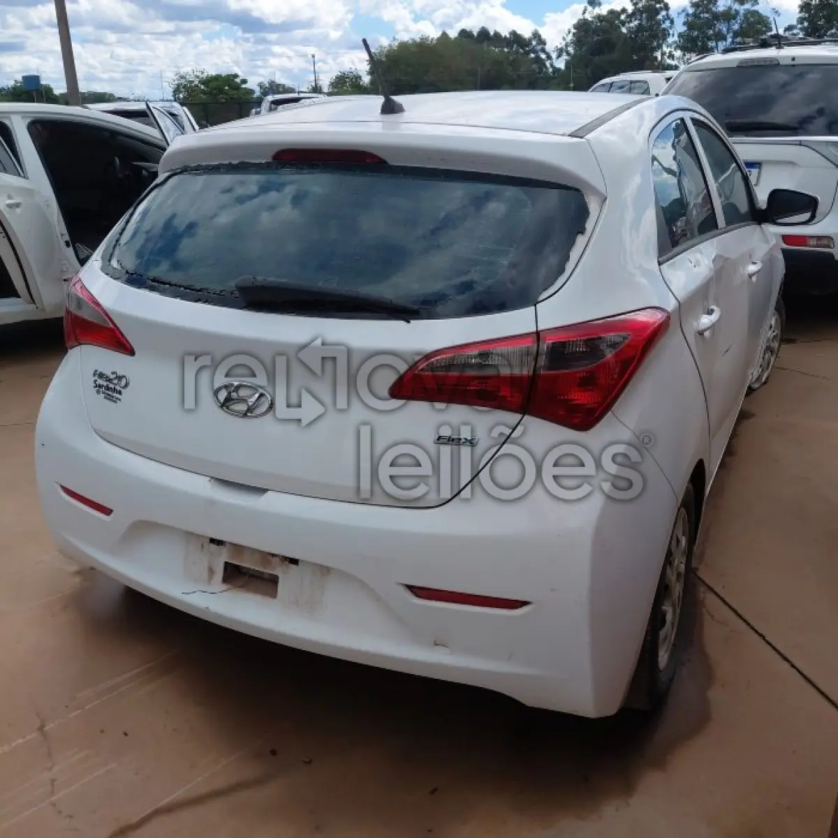 LOTE 020 - HYUNDAI HB20 1.0M COMFOR - ANO 2014/2015 - COMPLETO - SICREDI LIBERDADE - DEPOSITADO EM SANTO ÂNGELO/RS