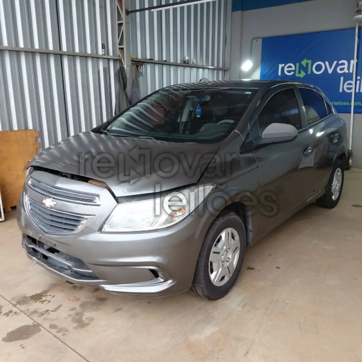 LOTE 030 - CHEVROLET ONIX 1.0MT LT - ANO 2014/2015 - COMPLETO - SICREDI CAMINHO DAS AGUAS - DEPOSITADO EM SANTO ÂNGELO/RS