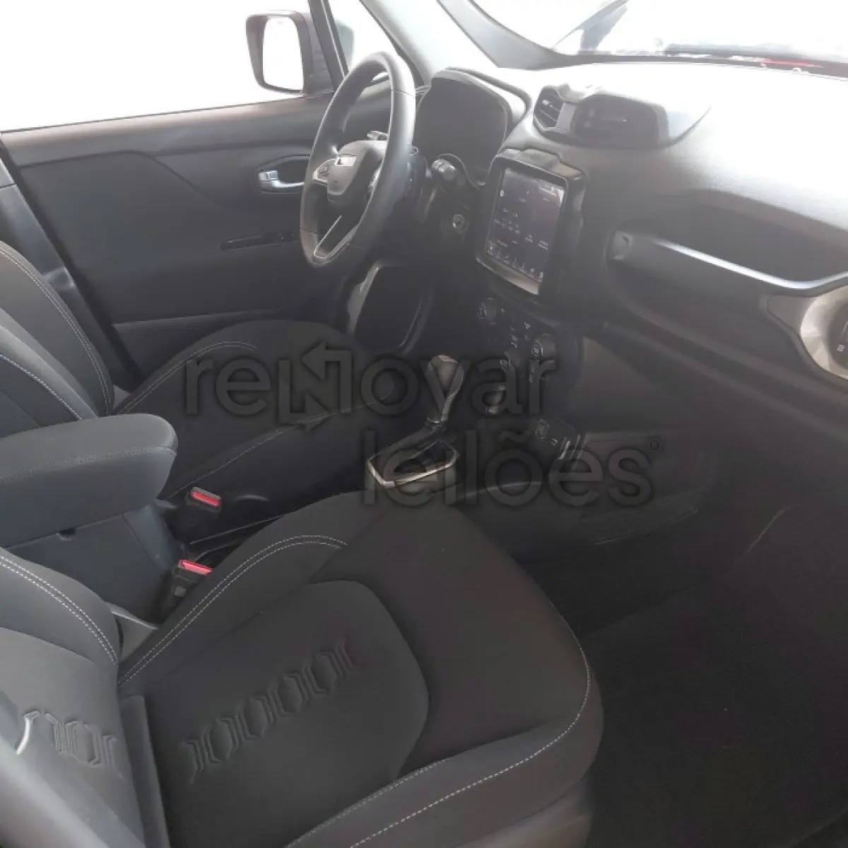 LOTE 029 - JEEP RENEGADE SPT T270 - ANO 2024/2025 - COMPLETO - SICREDI CAMINHO DAS AGUAS - DEPOSITADO EM SANTO ÂNGELO/RS