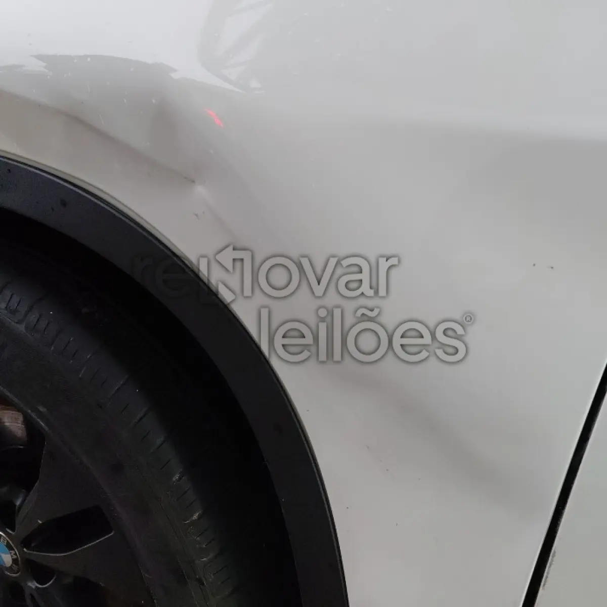 LOTE 004 - BMW X1 S20I ACTIVEFLEX - ANO 2016/2016 - COMPLETO - SICREDI UNIÃO - DEPOSITADO EM SANTO ÂNGELO/RS