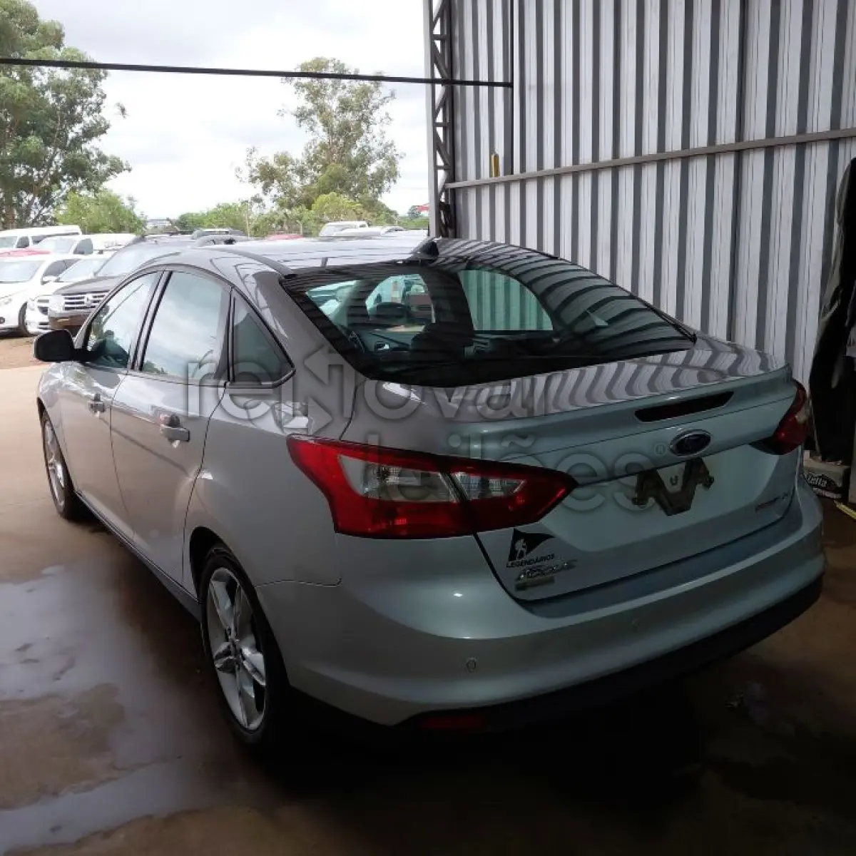 LOTE 026 - FORD FORD FOCUS SE AT 2.0 S - ANO 2013/2014 - COMPLETO - SICOOB NOVA TRENTO - DEPOSITADO EM SANTO ÂNGELO/RS