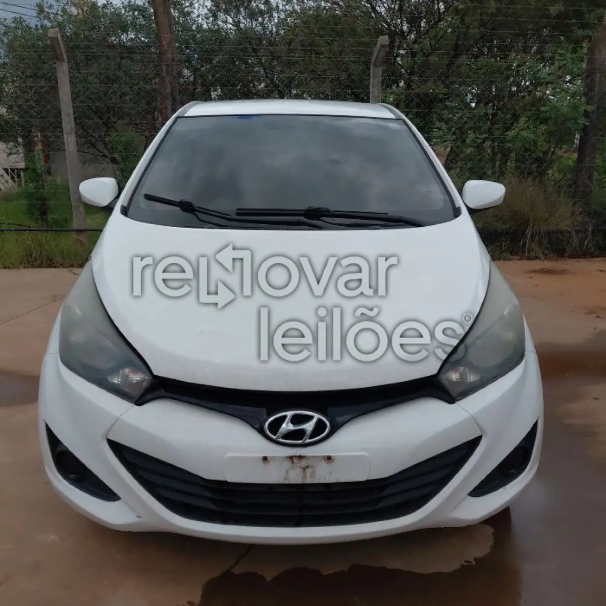 LOTE 025 - HYUNDAI HB20S 1.0M COMF - ANO 2014/2015 - COMPLETO - SICREDI PIONEIRA - DEPOSITADO EM SANTO ÂNGELO/RS