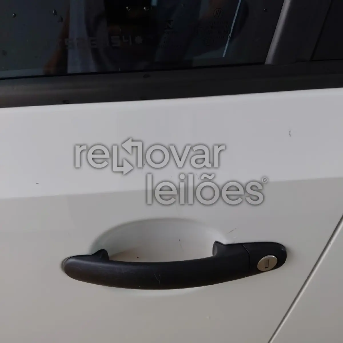 LOTE 024 - VW UP TAKE MCV - ANO 2017/2018 - COMPLETO - SICREDI PIONEIRA - DEPOSITADO EM SANTO ÂNGELO/RS