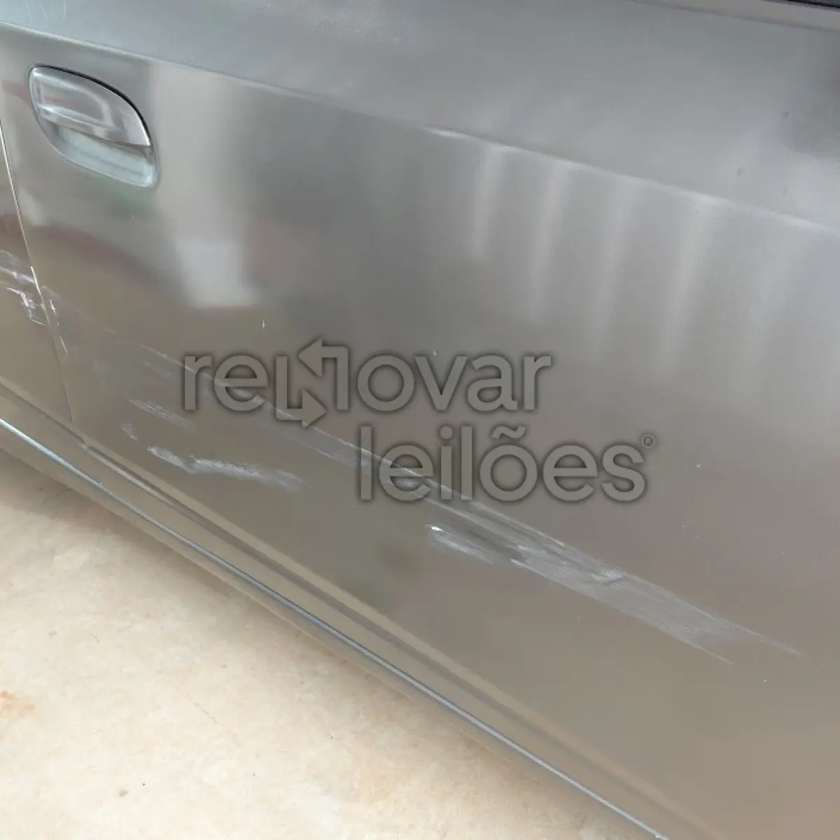 LOTE 030 - CHEVROLET ONIX 1.0MT LT - ANO 2014/2015 - COMPLETO - SICREDI CAMINHO DAS AGUAS - DEPOSITADO EM SANTO ÂNGELO/RS