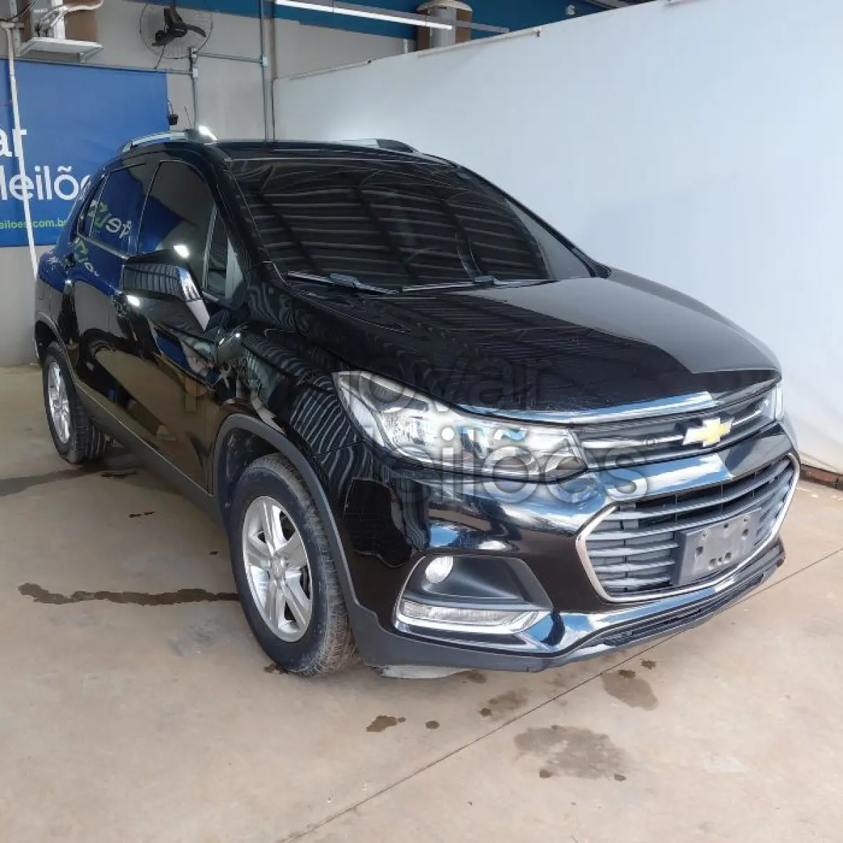 LOTE 032 - CHEVROLET TRACKER LT - ANO 2016/2017 - COMPLETO - SICREDI INTEGRAÇÃO LAJEADO - DEPOSITADO EM SANTO ÂNGELO/RS