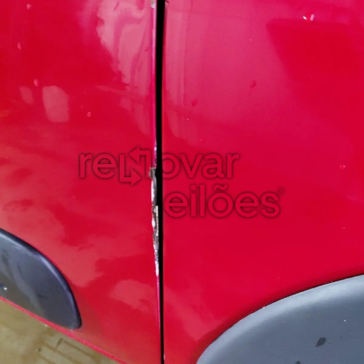 LOTE 028 - FIAT UNO WAY 1.0 - ANO 2015/2016 - COMPLETO - SICREDI ALIANÇA - DEPOSITADO EM SANTO ÂNGELO/RS