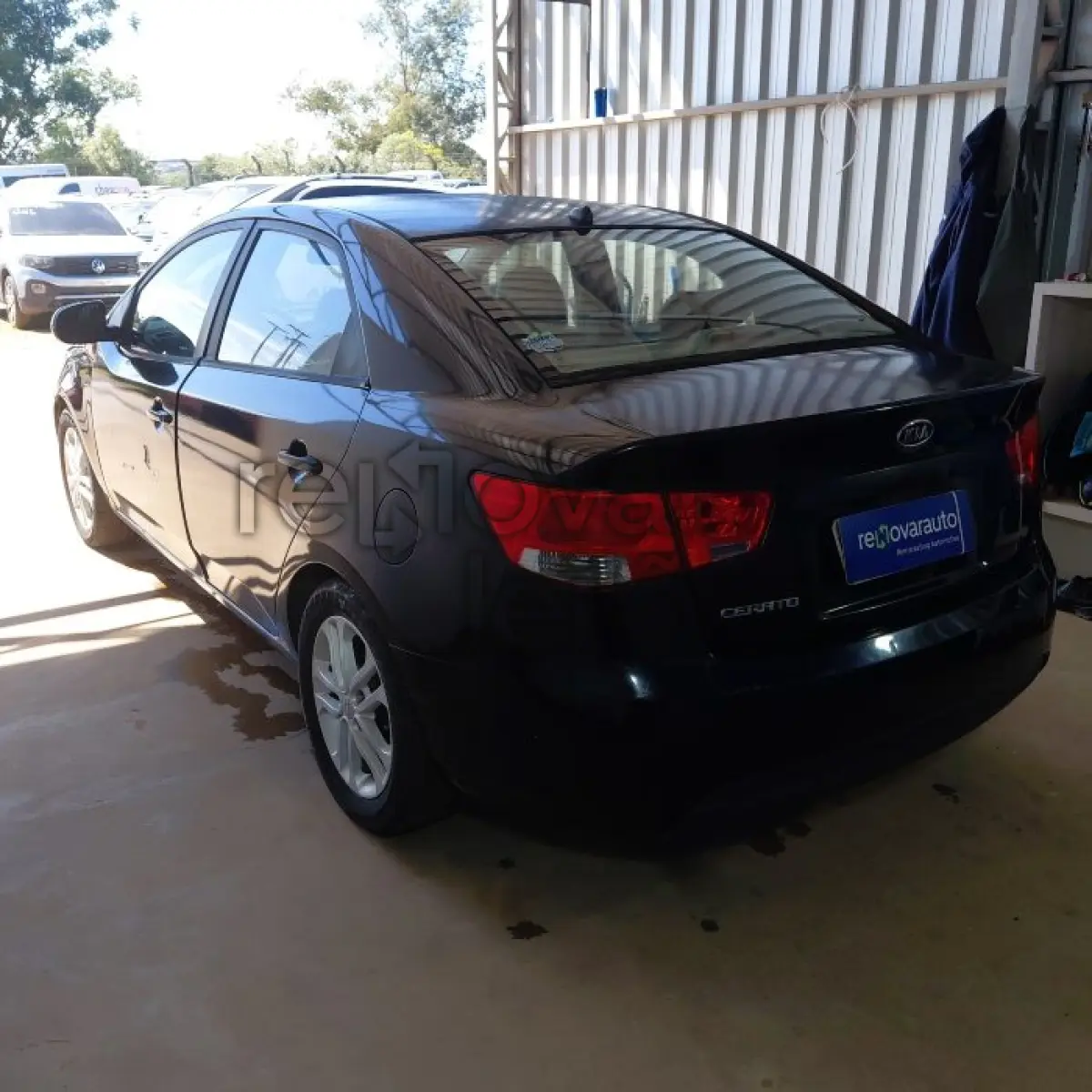 LOTE 013 - KIA MOTORS CERATO EX3 1.6ATNB - ANO 2011/2012 - COMPLETO - SICREDI CAMINHO DAS AGUAS - DEPOSITADO EM SANTO ÂNGELO/RS