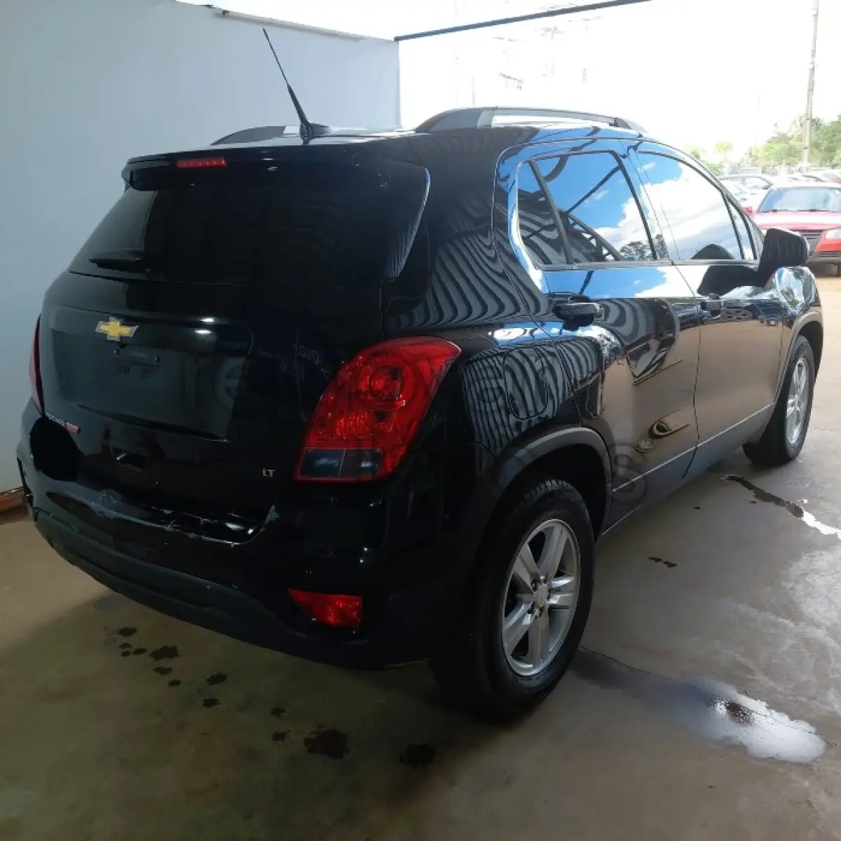 LOTE 032 - CHEVROLET TRACKER LT - ANO 2016/2017 - COMPLETO - SICREDI INTEGRAÇÃO LAJEADO - DEPOSITADO EM SANTO ÂNGELO/RS