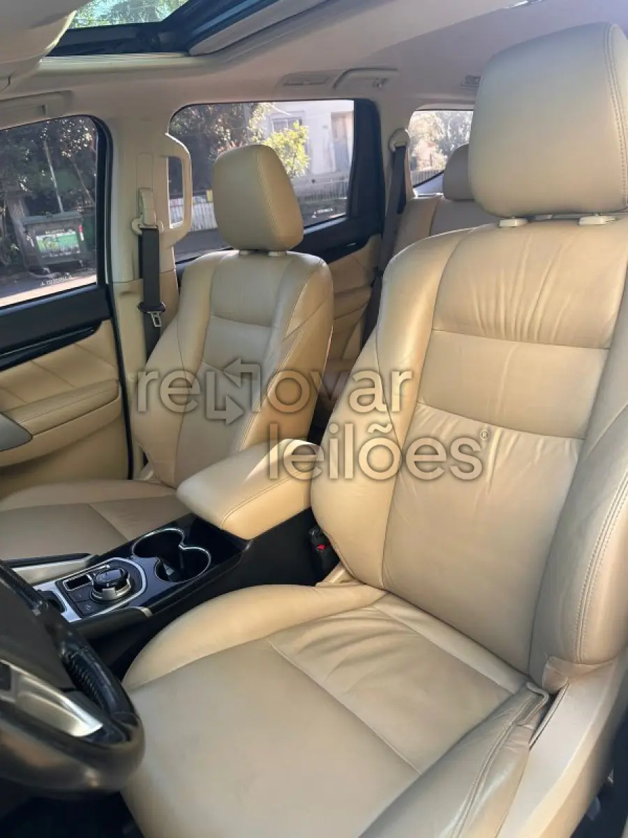 LOTE 044 - I/MMC PAJERO SPORT HPE 2019/2020 - COMPLETO - CRESOL COOPERAR - DEPOSITADO EM SÃO MARTINHO/RS