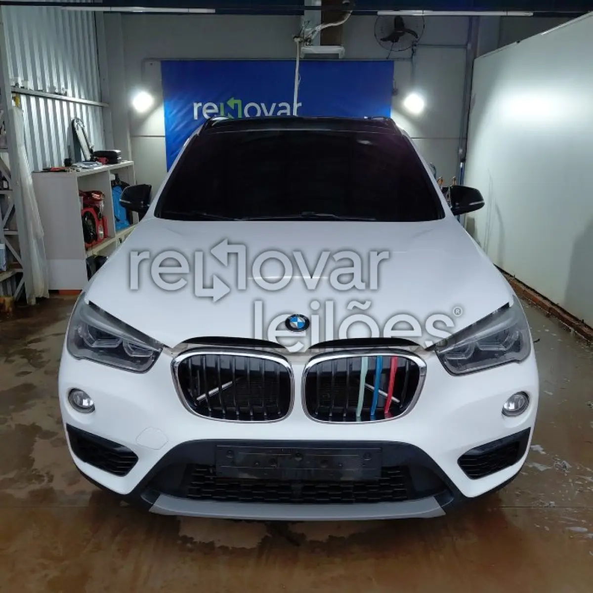 LOTE 004 - BMW X1 S20I ACTIVEFLEX - ANO 2016/2016 - COMPLETO - SICREDI UNIÃO - DEPOSITADO EM SANTO ÂNGELO/RS