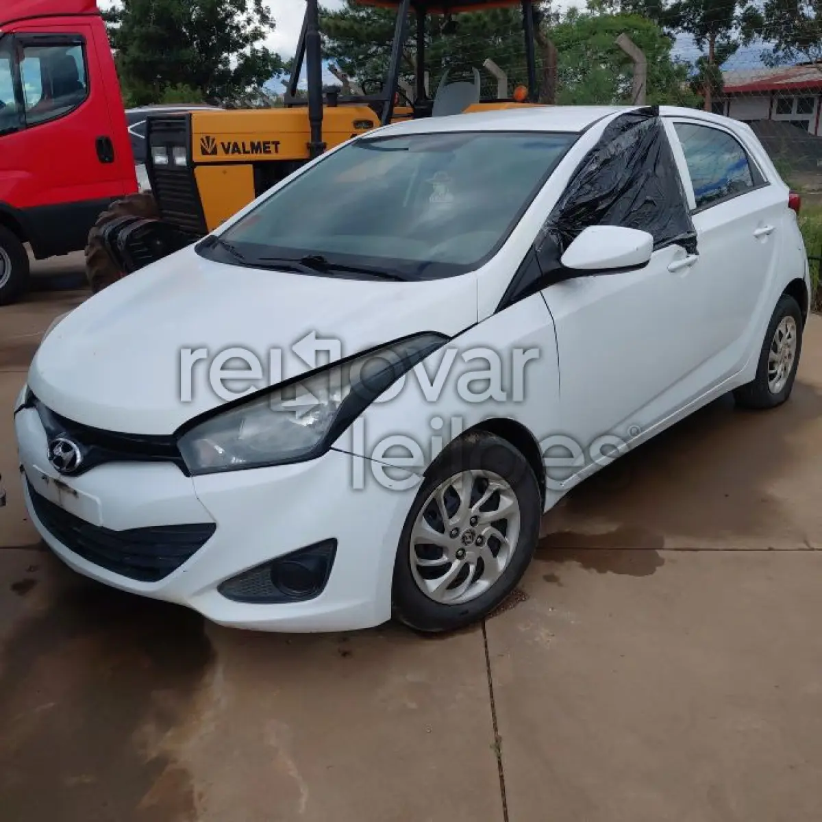 LOTE 020 - HYUNDAI HB20 1.0M COMFOR - ANO 2014/2015 - COMPLETO - SICREDI LIBERDADE - DEPOSITADO EM SANTO ÂNGELO/RS