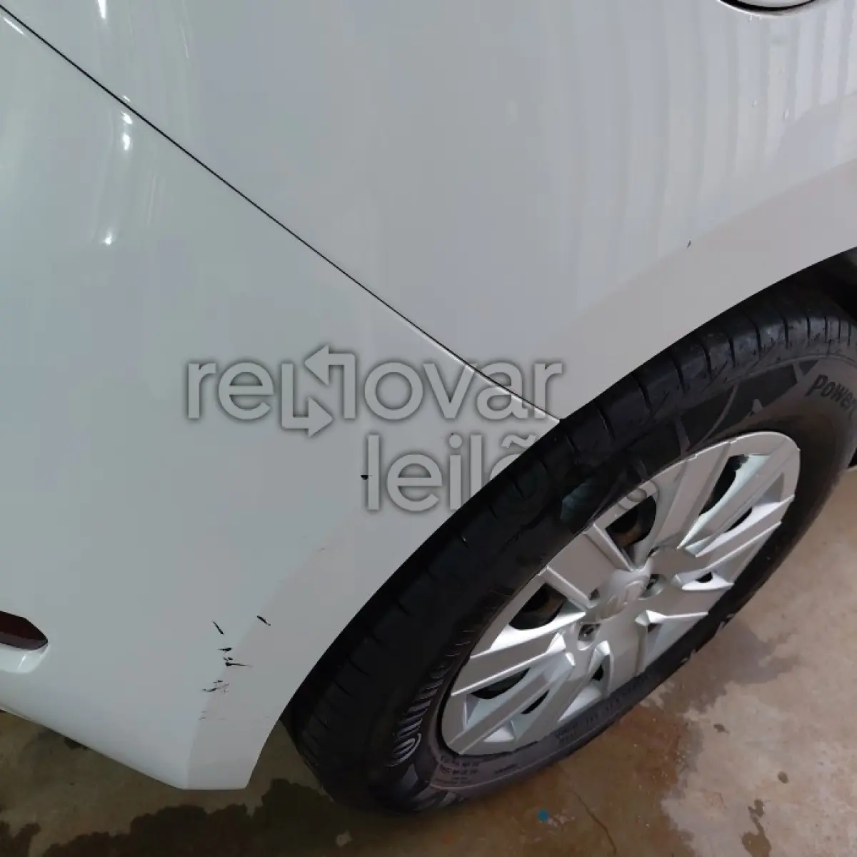 LOTE 024 - VW UP TAKE MCV - ANO 2017/2018 - COMPLETO - SICREDI PIONEIRA - DEPOSITADO EM SANTO ÂNGELO/RS