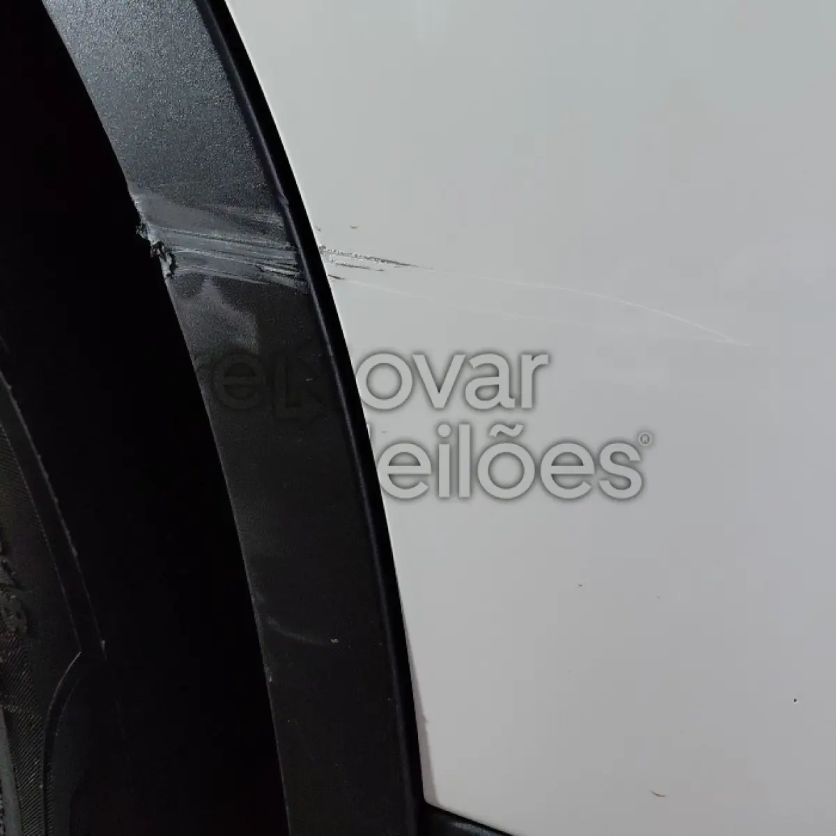LOTE 004 - BMW X1 S20I ACTIVEFLEX - ANO 2016/2016 - COMPLETO - SICREDI UNIÃO - DEPOSITADO EM SANTO ÂNGELO/RS