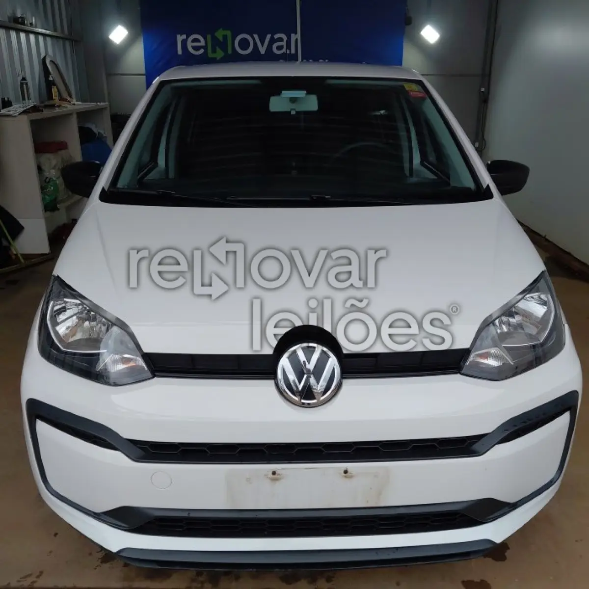LOTE 024 - VW UP TAKE MCV - ANO 2017/2018 - COMPLETO - SICREDI PIONEIRA - DEPOSITADO EM SANTO ÂNGELO/RS