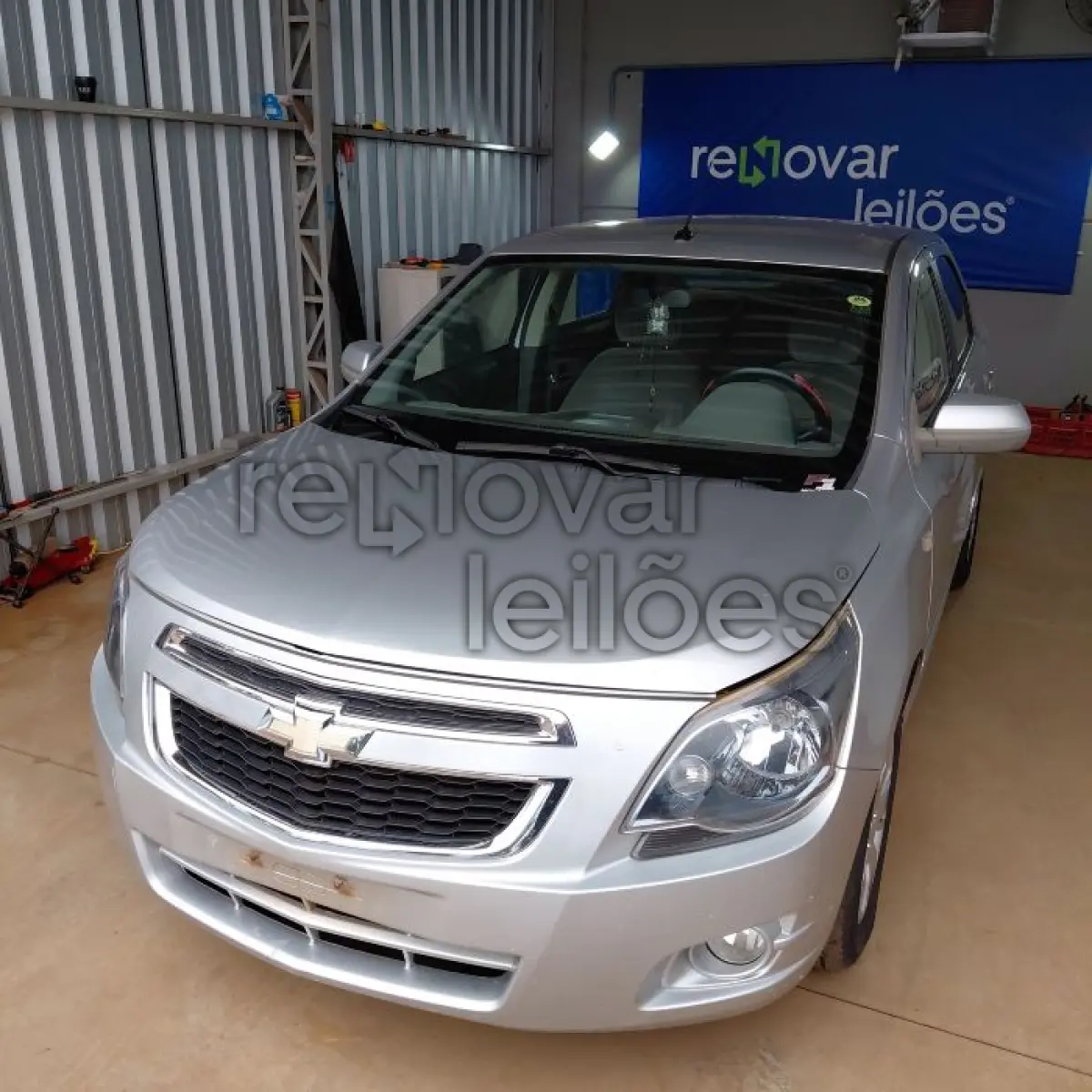 LOTE 017 - CHEVROLET/COBALT 1.8 LTZ - ANO 2013/2014 - COMPLETO - VIA CERTA - DEPOSITADO EM SANTO ÂNGELO/RS