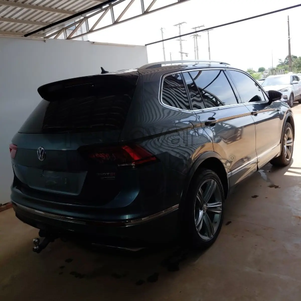 LOTE 015 - VOLKSWAGEN TIGUAN ALLSPACE RL - 2019/2020 - COMPLETO - SICOOB NOVA TRENTO - DEPOSITADO EM SANTO ÂNGELO/RS