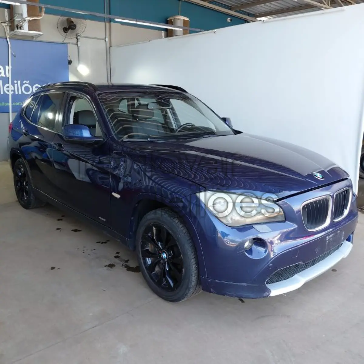 LOTE 051 - BMW X1 SDRIVE18I VL31 - ANO 2011/2012 - COMPLETO - SICREDI ALTOS DA SERRA - RECALL PENDENDE - DEPOSITADO EM SANTO ÂNGELO/RS