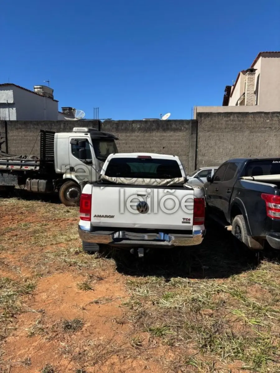 LOTE 001 - VW/AMAROK CD 4X4 HIGH 2012/2013 - COMPLETO - SICREDI GERAÇÕES - DEPOSITADO  EM LAVRAS/MG