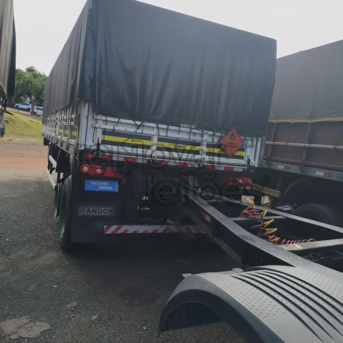 LOTE 001 - CONJUNTO RODOTREM - SR/RANDON SR CA - ANO 2020/2021 - CRESOL CONFIANÇA - DEPOSITADO EM IJUI/RS