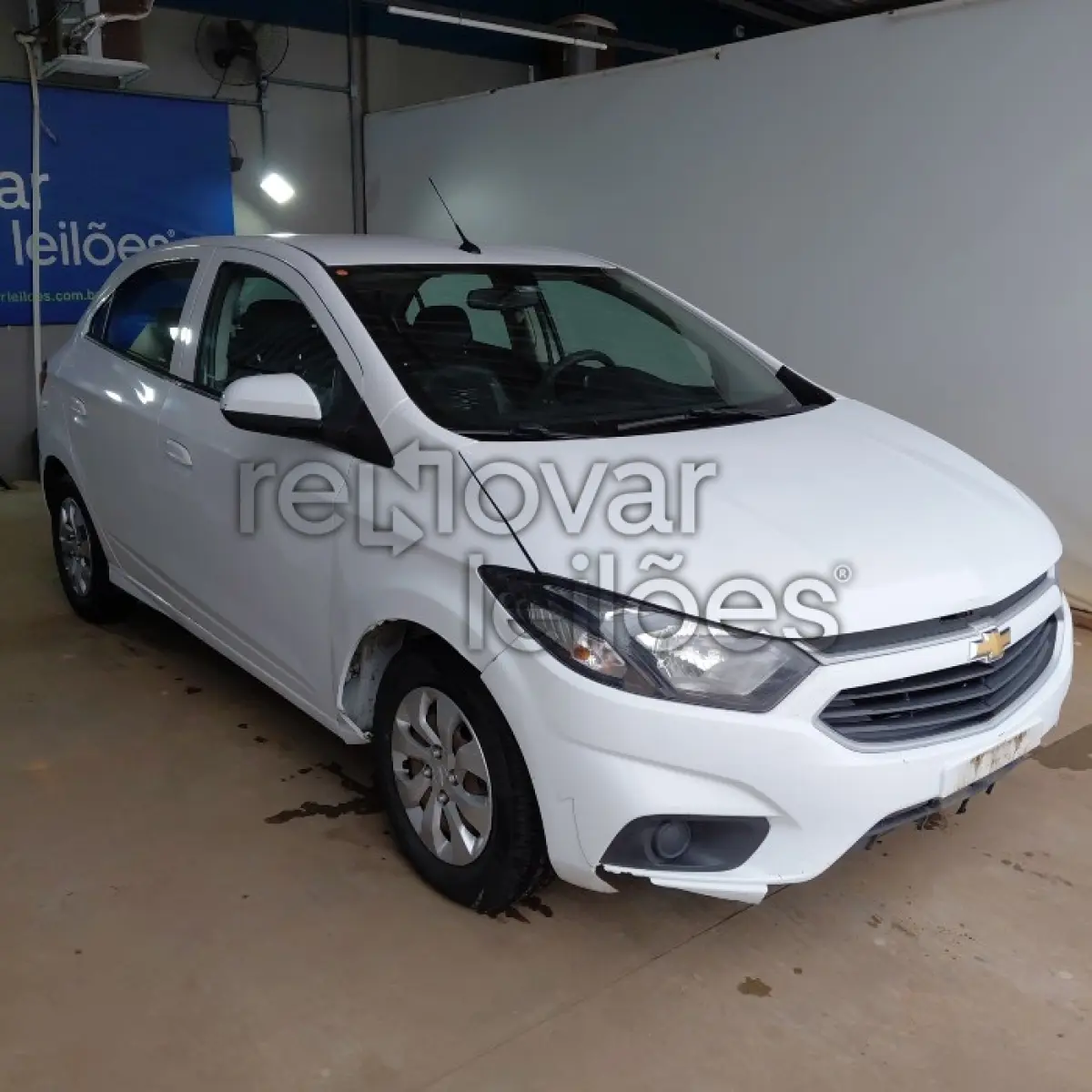 LOTE 013 - CHEVROLET ONIX 1.0MT LT - ANO 2019/2019 - COMPLETO - SICREDI LIBERDADE - DEPOSITADO EM SANTO ÂNGELO/RS