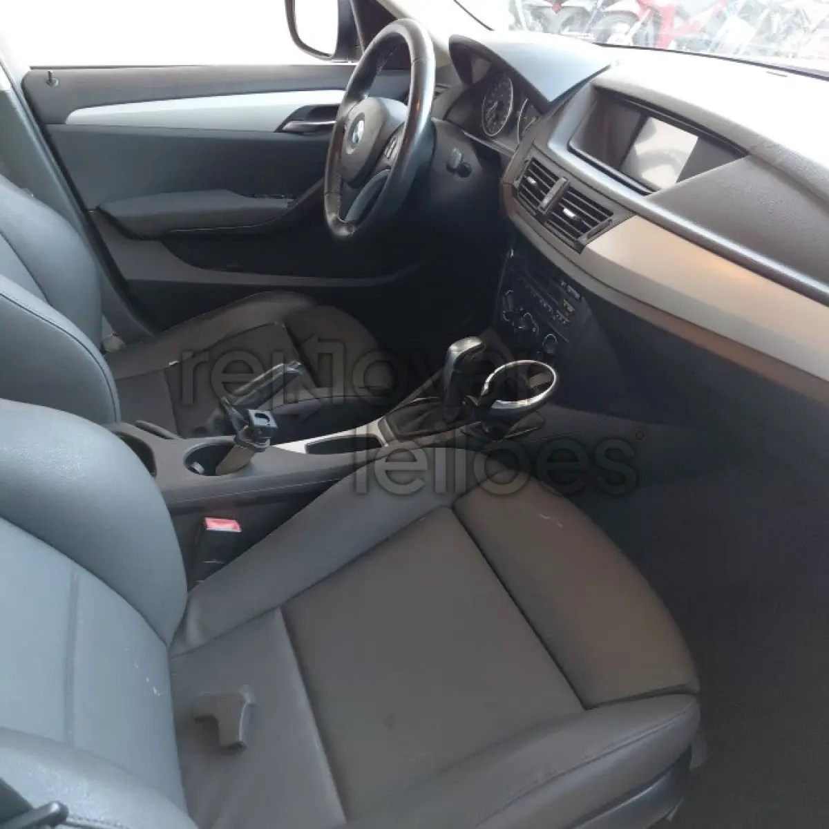 LOTE 051 - BMW X1 SDRIVE18I VL31 - ANO 2011/2012 - COMPLETO - SICREDI ALTOS DA SERRA - RECALL PENDENDE - DEPOSITADO EM SANTO ÂNGELO/RS
