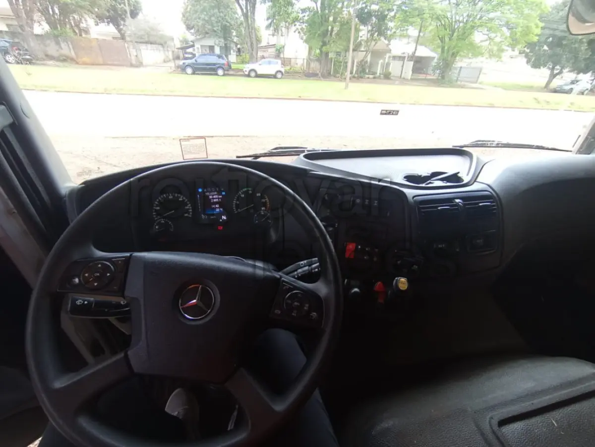 LOTE 005 - M.BENZ/ATEGO 2730CE - 2024/2025 - CRESOL CONEXÃO - DEPOSITADO EM MEDIANEIRA/RS