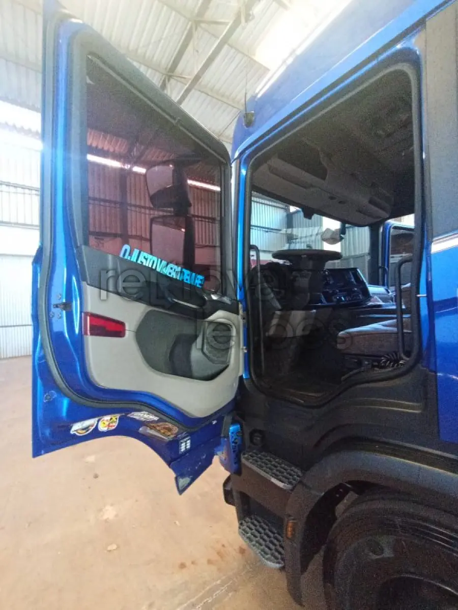 LOTE 006 - SCANIA/P320 B8X2 - 2019/2020 - COMPLETO - CRESOL CONEXÃO - DEPOSITADO EM MEDIANEIRA/PR