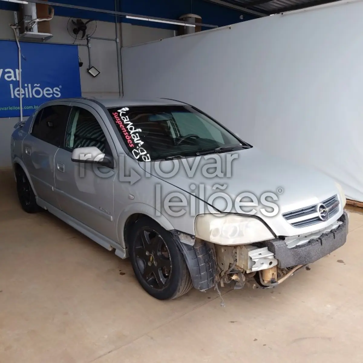 LOTE 048 - CHEVROLET ASTRA HB 4P ELEGANCE - ANO 2004/2005 - COMPLETO - SICREDI GERAÇÕES - DEPOSITADO EM SANTO ÂNGELO/RS