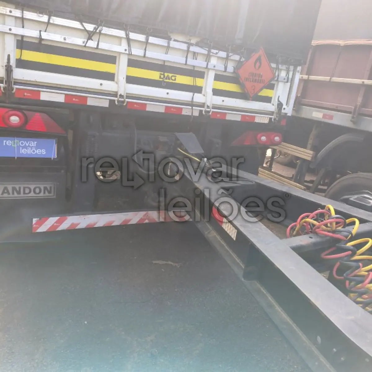 LOTE 001 - CONJUNTO RODOTREM - SR/RANDON SR CA - ANO 2020/2021 - CRESOL CONFIANÇA - DEPOSITADO EM IJUI/RS