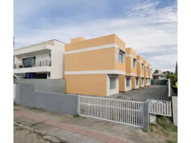 LEILÃO DE IMÓVEL / GAROPABA - SC
