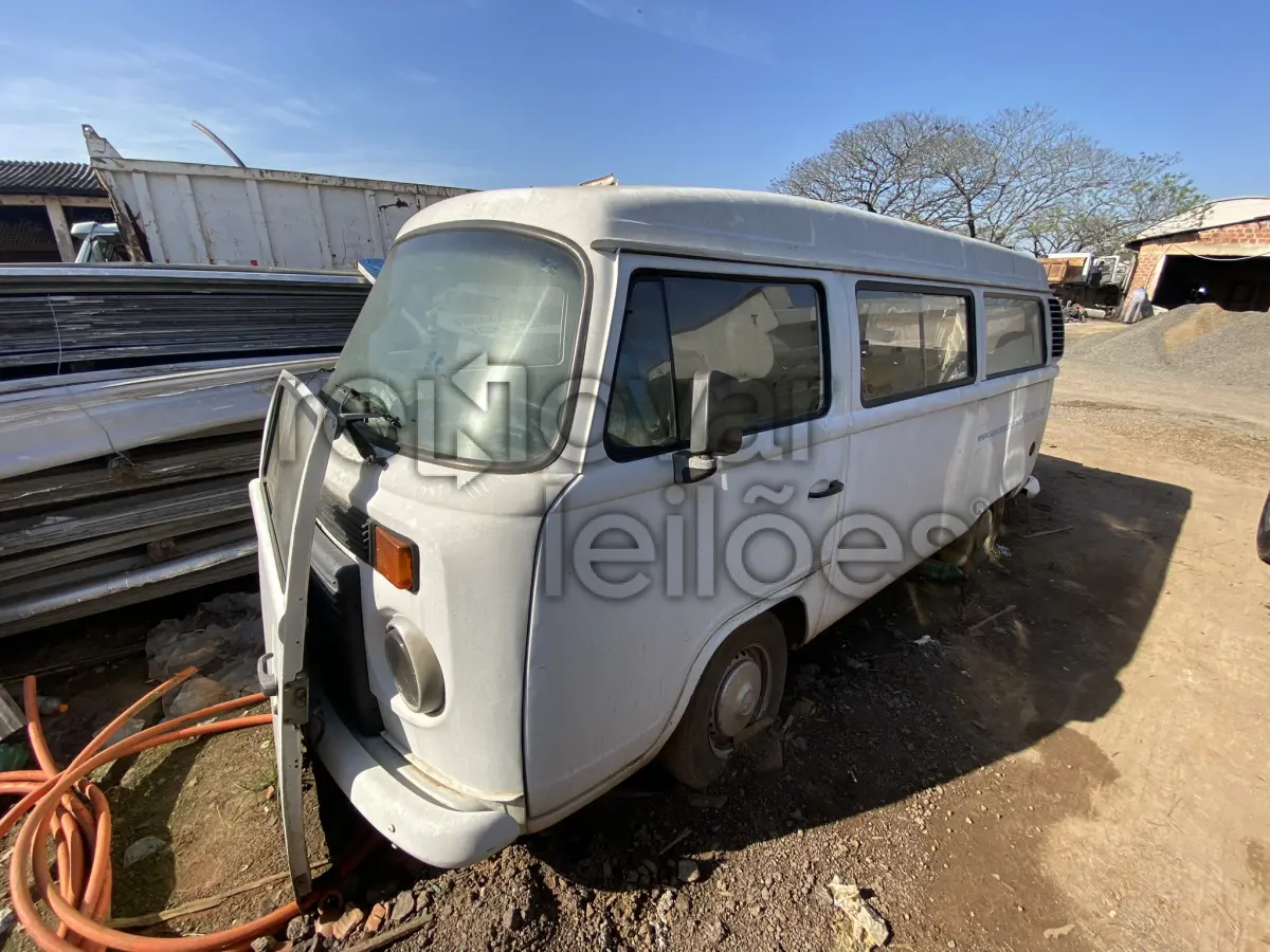 LOTE 005