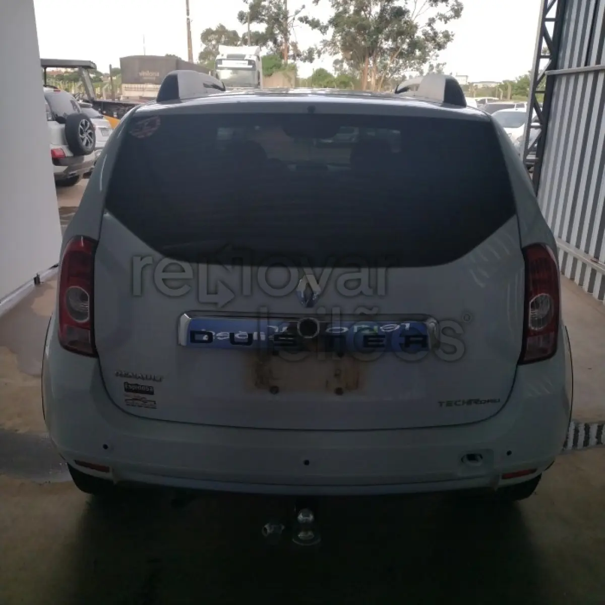 LOTE 004 - RENAULT DUSTER 1.6 - ANO 2013/2014 - COMPLETO
