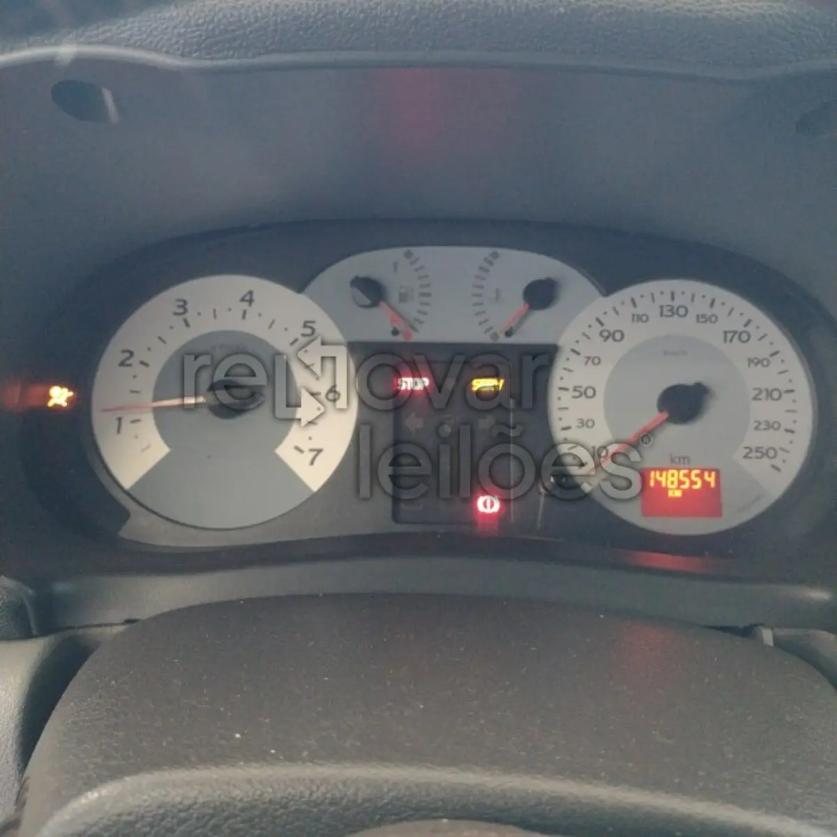 LOTE 037 - RENAULT CLIO PRIVILEGE 1.6 - ANO 2008/2009 - COMPLETO - SICREDI RAIZES