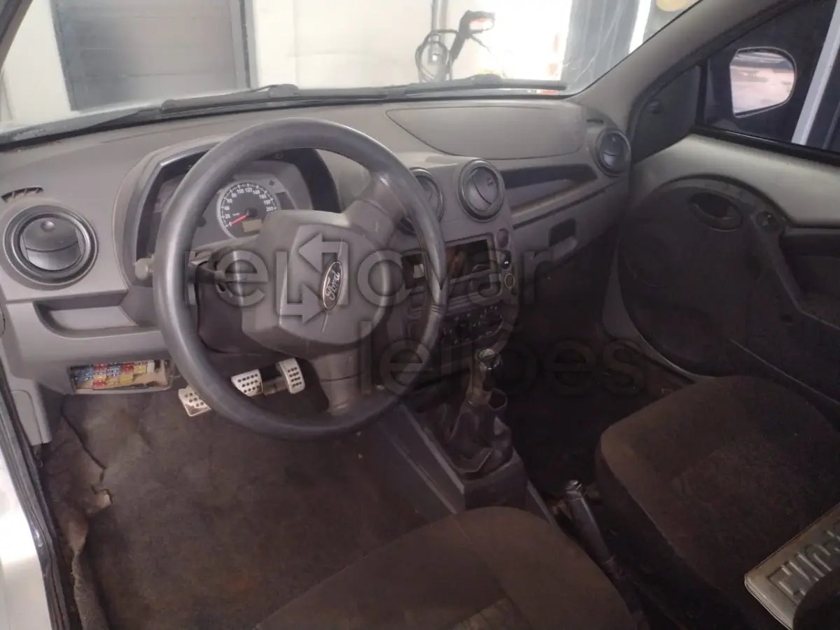 LOTE 009 - FORD KA FLEX - ANO 2010/2011 - SICREDI CONEXÃO - PASSAGEM POR LEILÃO E INDICIO DE SINISTRO