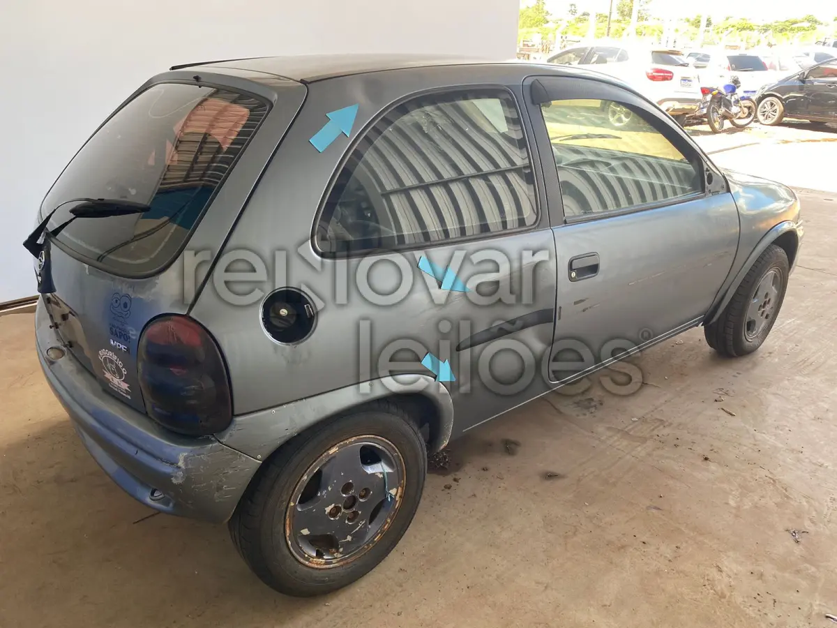 LOTE 011 - GM CORSA WIND - ANO 2000/2001