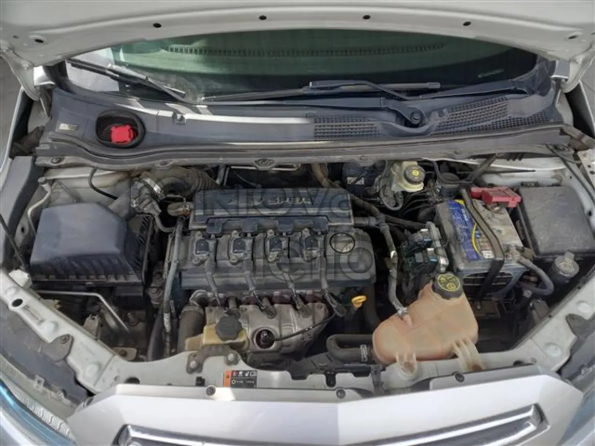 LOTE 024 - GM ONIX HATCH LTZ 1.4 - ANO 2014/2014 - COMPLETO - DEPOSITADO NO RIO DE JANEIRO/RJ