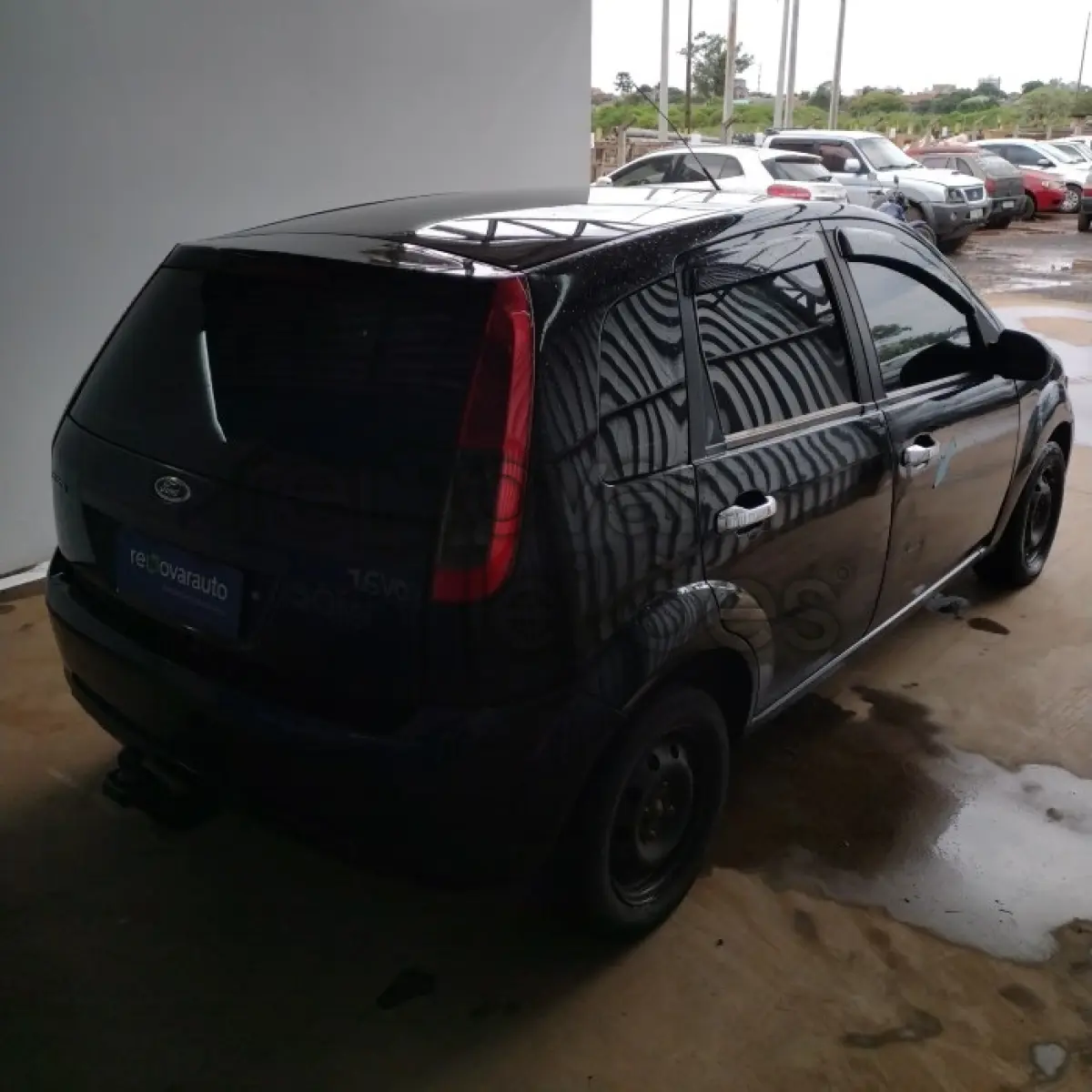 LOTE 046 - FORD FIESTA FLEX - ANO 2010/2011 - SICREDI RAIZES - PASSAGEM POR LEILÃO - IPVA 2025 EM ABERTO