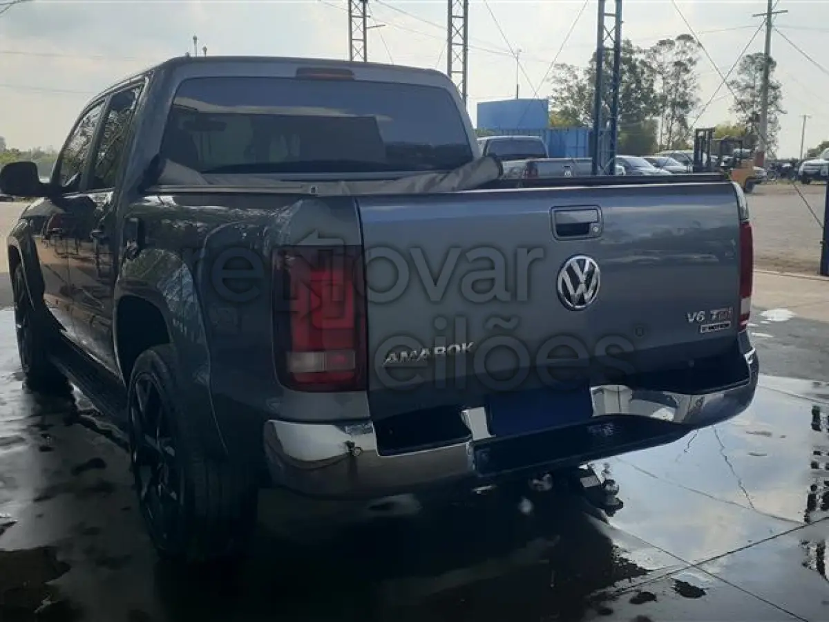 LOTE 039 - VW AMAROK V6 HIGHLINE - ANO 2018/2018 - COMPLETO - DEPOSITADO EM VALINHOS/SP