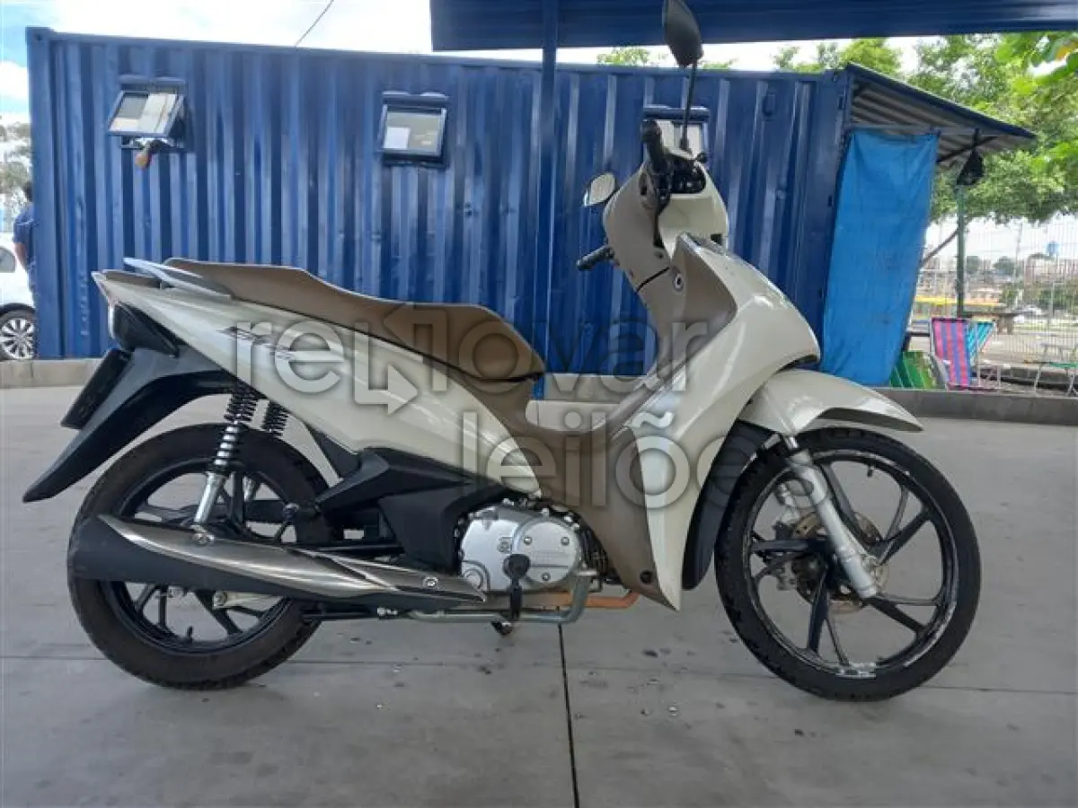 LOTE 030 - HONDA BIZ 125 - ANO 2023/2023 - DEPOSITADO NO RIO DE JANEIRO/RJ