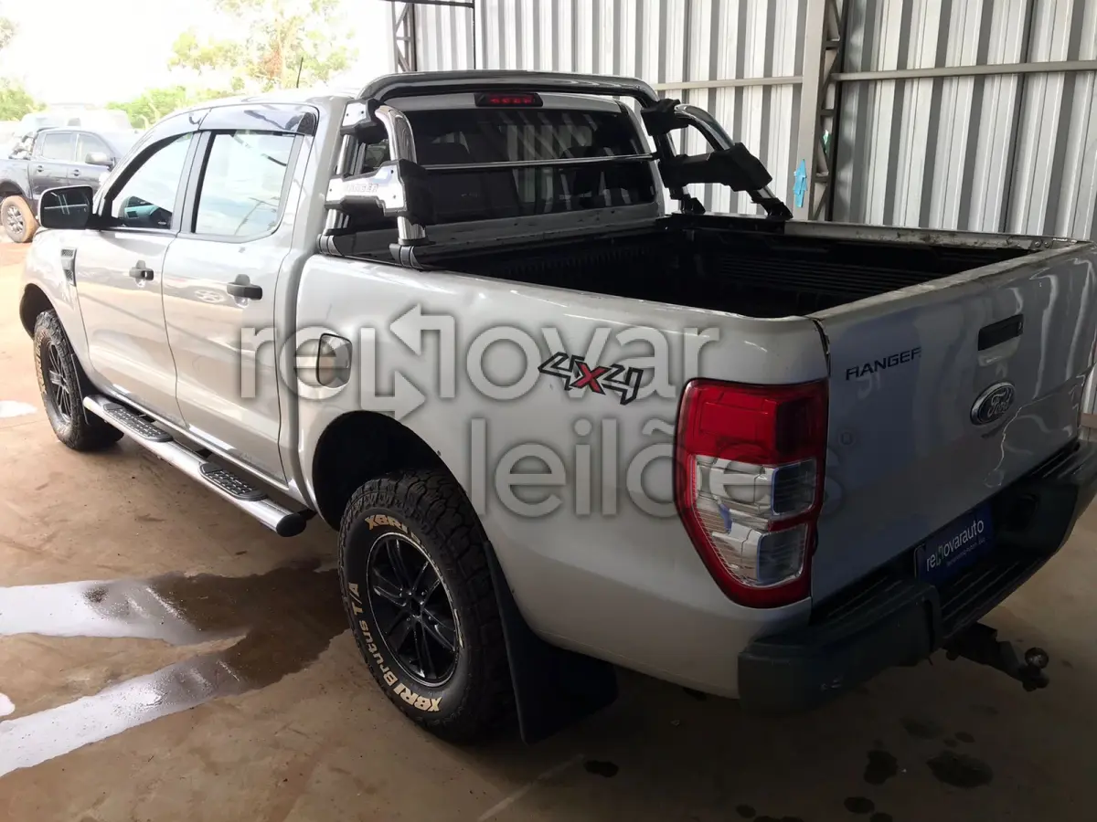 LOTE 048 - FORD RANGER XL CD - ANO 2015/2015 - COMPLETO