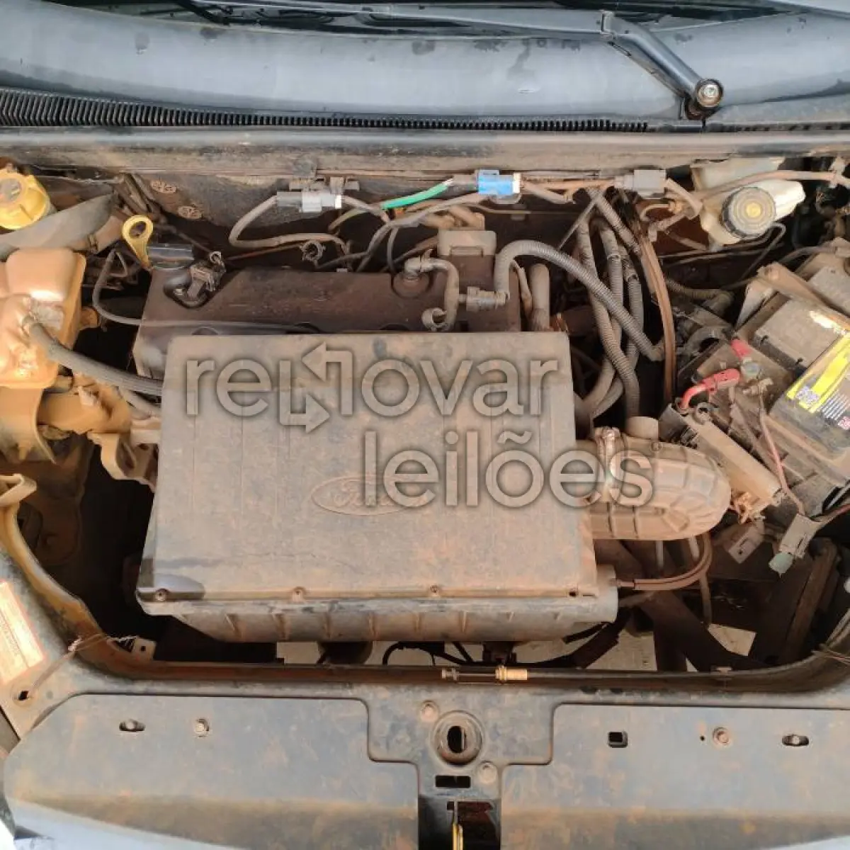 LOTE 046 - FORD FIESTA FLEX - ANO 2010/2011 - SICREDI RAIZES - PASSAGEM POR LEILÃO - IPVA 2025 EM ABERTO