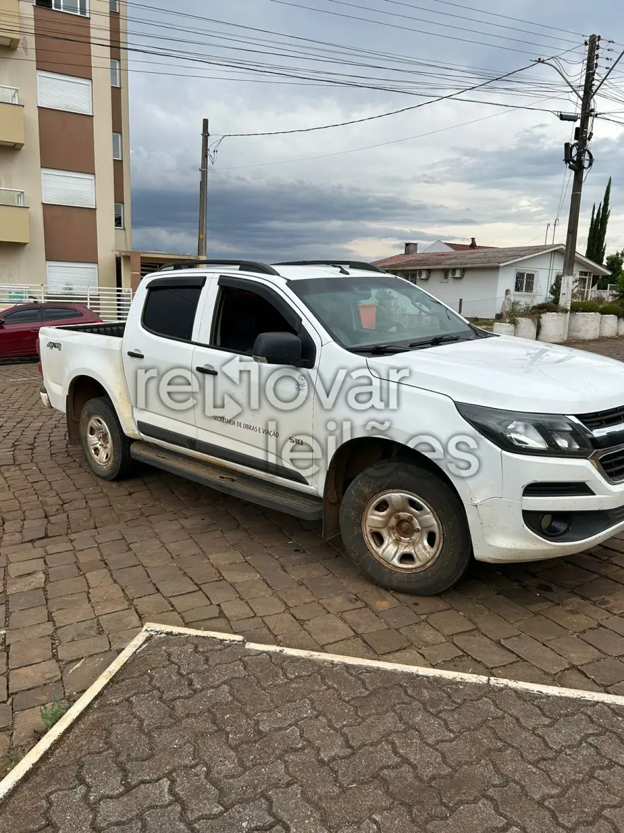 LOTE 001 - GM S10 LS 4X4 CD - ANO 2019 - EM FUNCIONAMENTO