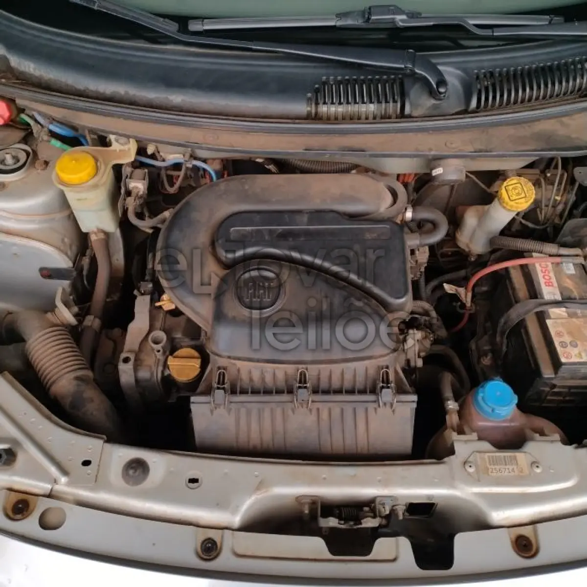 LOTE 047 - FIAT PALIO ATTRACTIV 1.4 - ANO 2013/2014 - COMPLETO