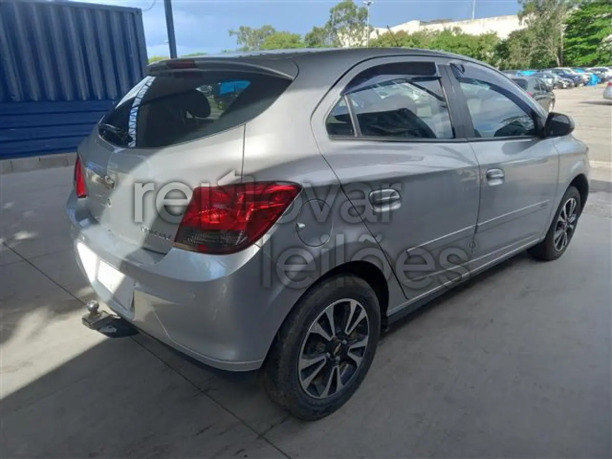 LOTE 024 - GM ONIX HATCH LTZ 1.4 - ANO 2014/2014 - COMPLETO - DEPOSITADO NO RIO DE JANEIRO/RJ