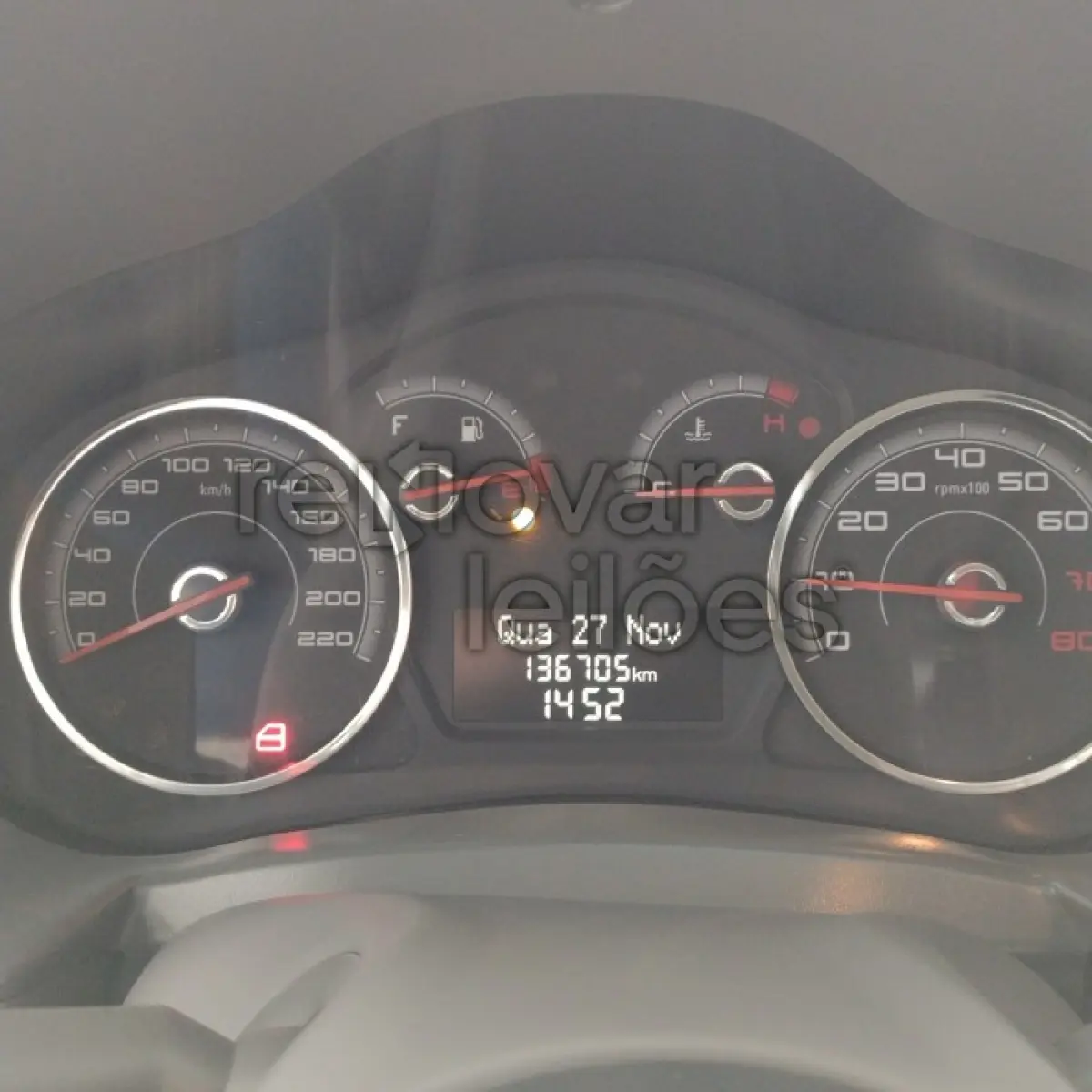 LOTE 047 - FIAT PALIO ATTRACTIV 1.4 - ANO 2013/2014 - COMPLETO