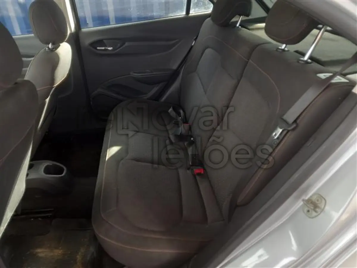 LOTE 024 - GM ONIX HATCH LTZ 1.4 - ANO 2014/2014 - COMPLETO - DEPOSITADO NO RIO DE JANEIRO/RJ