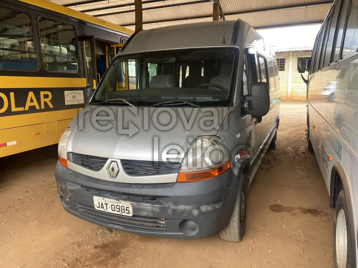 LOTE 006 - RENAULT MASTER EUROLAF P - ANO 2013 - EM FUNCIONAMENTO