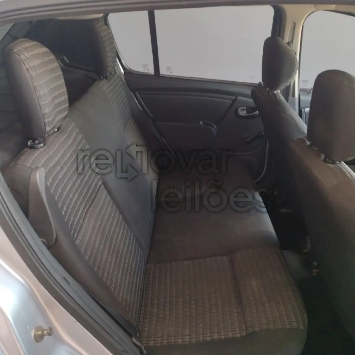 LOTE 063 - RENAULT SANDERO EXPRESSION - ANO 2013/2014 - COMPLETO